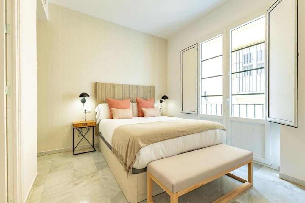 Appartamento Conde Ibarra Deluxe By Valcambre Siviglia Esterno foto